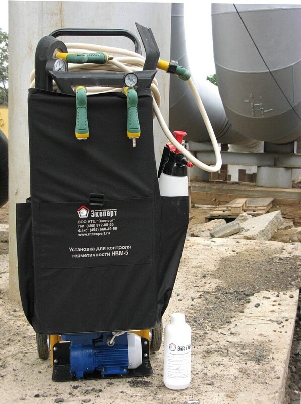 Установка для контроля герметичности НВМ-5